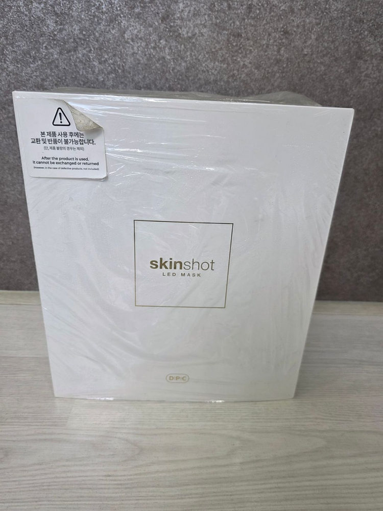 DPC 스킨샷 LED 마스크 골드 (새상품)--2