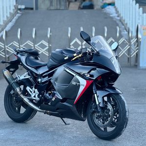 코멧 650 14년식 rc모델 1만키로 판매합니다 이미지