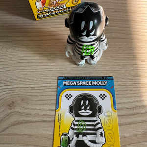 팝마트 스페이스몰리 두리안맨