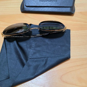 페라가모 선글라스 급처합니다! 이미지