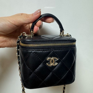 샤넬 베니티 정사각