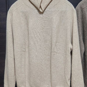 르캐시미어 풀오버니트