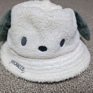 산리오 포차코 버킷햇 귀달이 아동용 겨울 모자