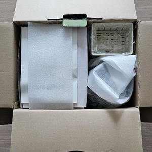 (새상품)(미사용)(정품)(HUROM) 휴롬 원액기