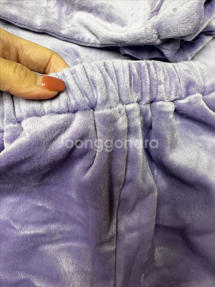 페이퍼스튜디오 벨벳 트레이닝복 세트 2사이즈--2