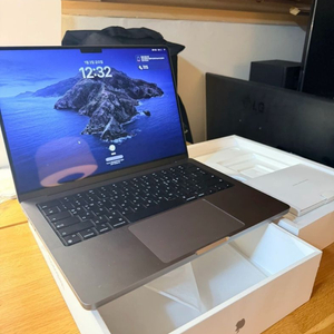 맥북 프로 14 M3 스페이스 블랙 512GB 이미지