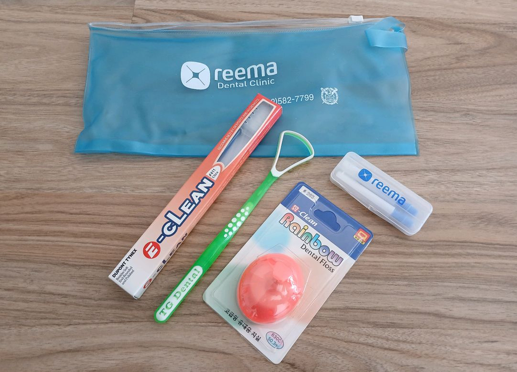 구강관리용품 4세트와 혀클리너 2개--1