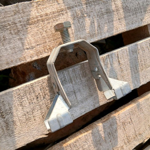 콘크리트 케이블 클램프 개당300원