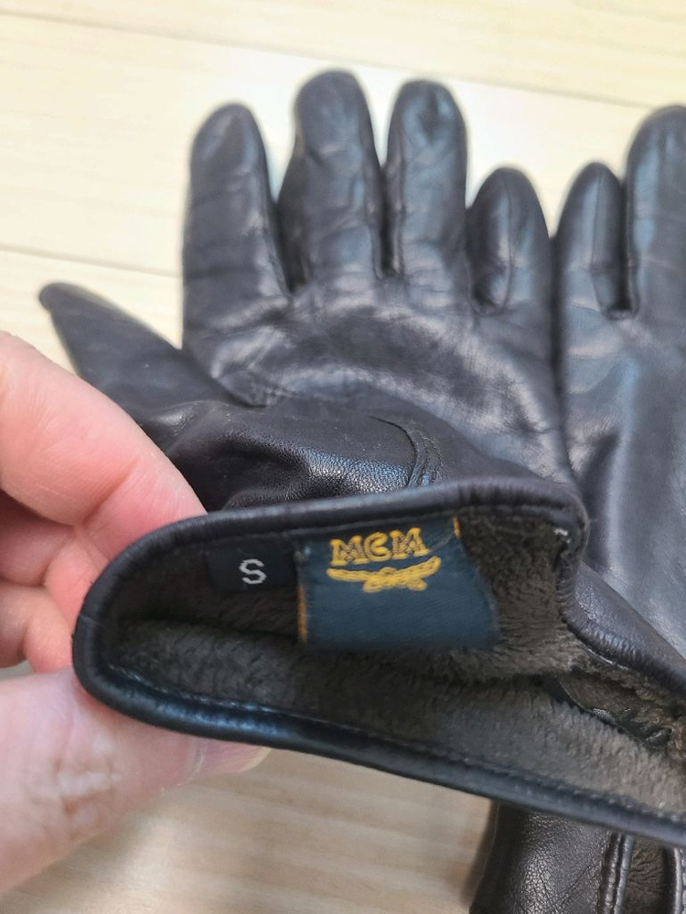 MCM 가죽 장갑 블랙 여성용 S--2