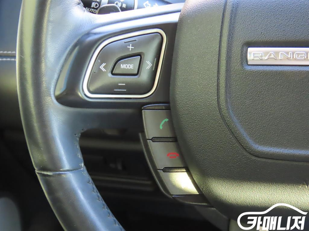 [랜드로버]레인지로버 이보크 2.0 SI4 프레스티지 (5인승) #2026년특가--7
