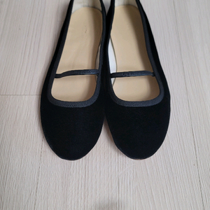 (3회 착용) A.P.C. 스완 벨벳 메리제인 플랫슈즈 36