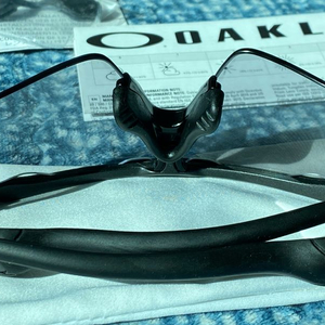 오클리 레이다 패스 썬글라스