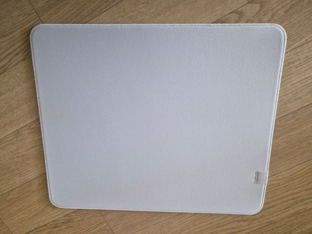 겜용이, 아컨플 등 마우스패드 일괄 판매--2