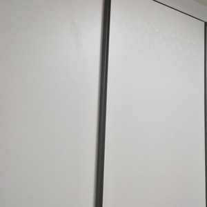 슬라이딩 도어 옷장