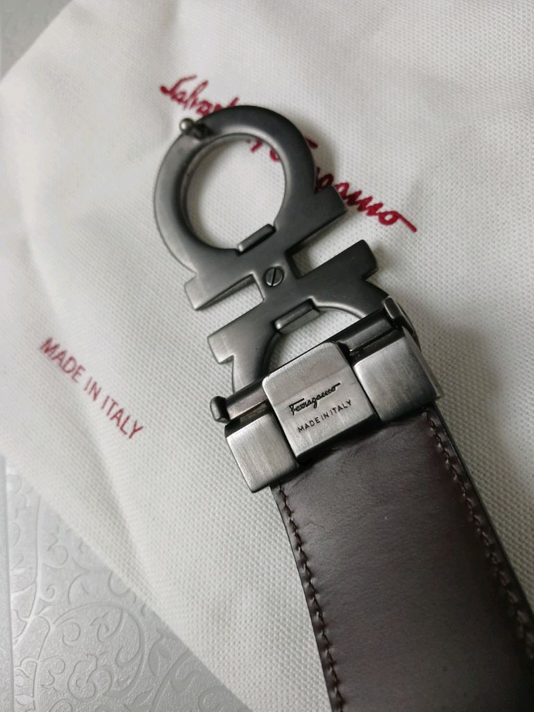 페라가모 남성 양면 가죽벨트 정품입니다--3