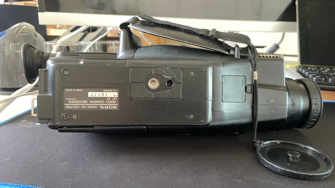 소니 핸디캠 8mm 옛날 캠코더 CCD-F550 (테스트 안됨)--6
