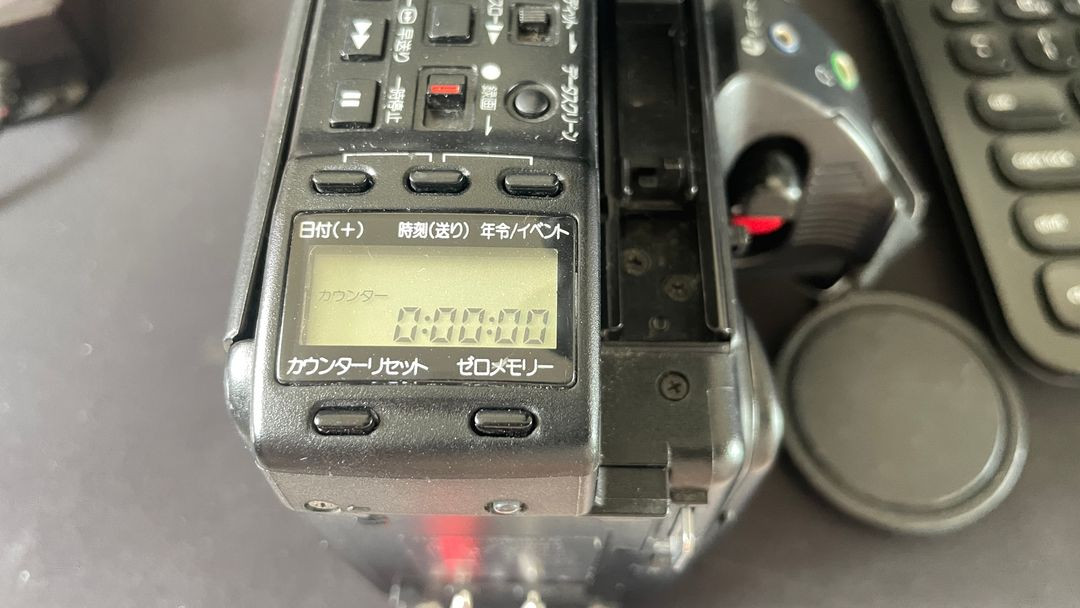 소니 핸디캠 8mm 옛날 캠코더 CCD-F550 (테스트 안됨)--8