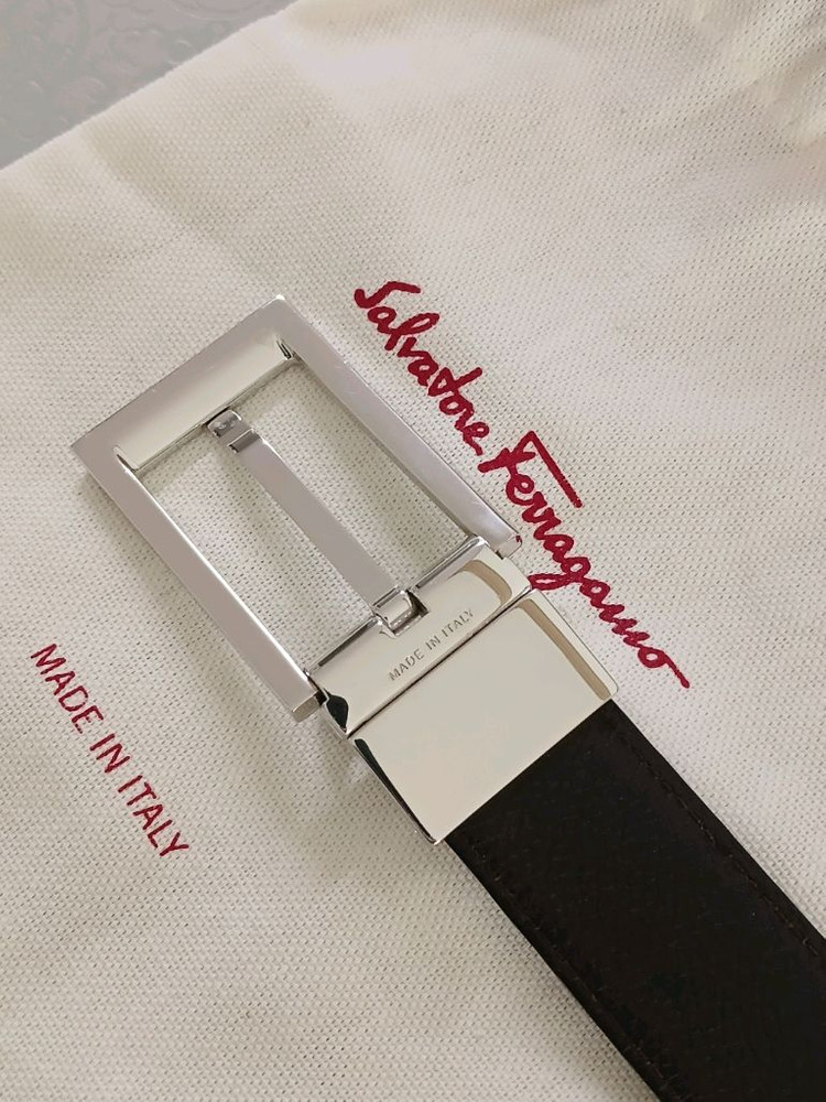 페라가모 남성 양면 가죽벨트 풀박스 정품--2