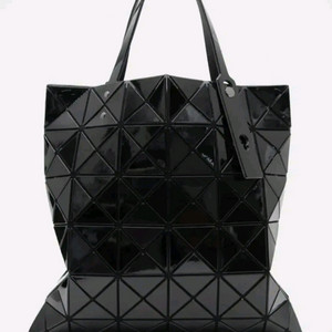 이세이미야케 바오바오 루센트 백 블랙