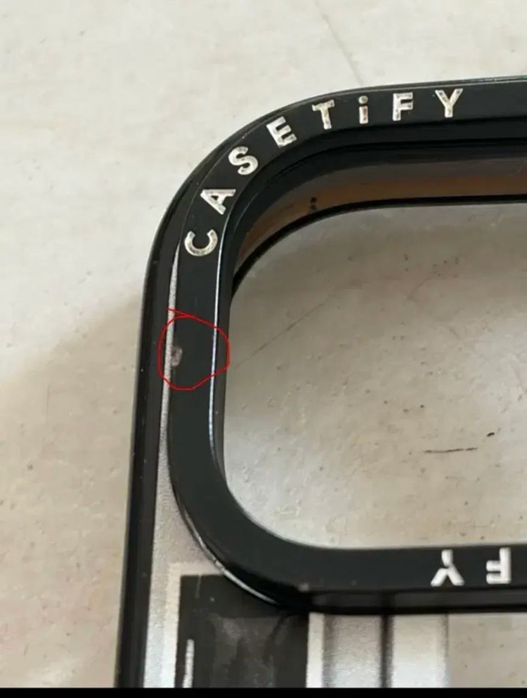 아이폰 15 플러스 옐로루 128기가 그리고 고가 케이스 2개 증정--8