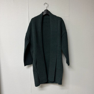 로디에 가디건 이미지