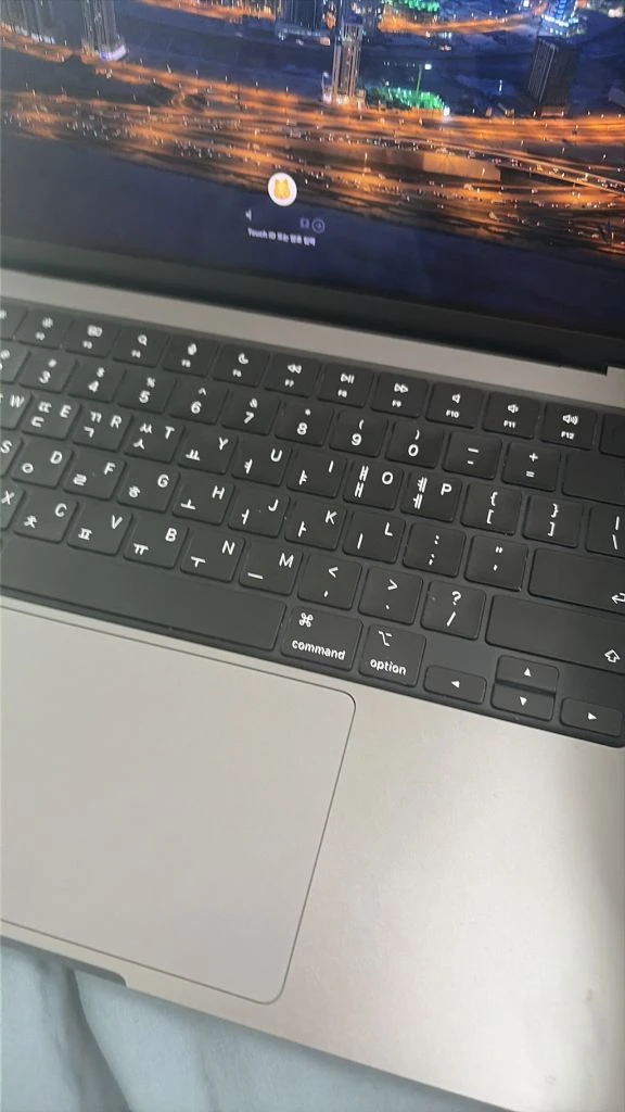 맥북 프로 14 M3 스페이스 블랙 512GB 이미지