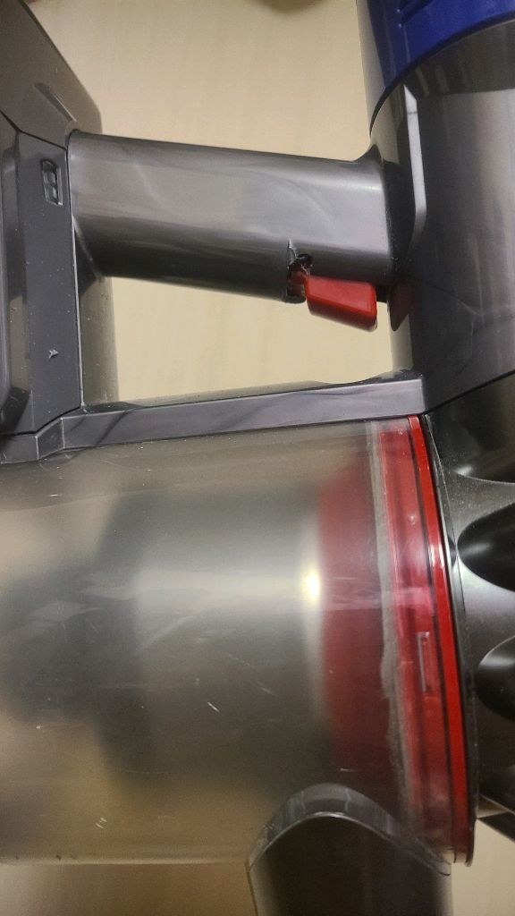 다이슨 V8 앱솔루트 엑스트라 무선청소기 이미지