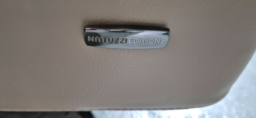 나뚜찌에디션 이태리 전체 천연가죽 등받이 전동 스윙 카우치 소파--9