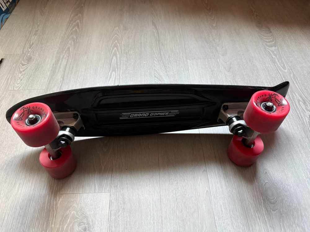 크루저 스케이트보드--1