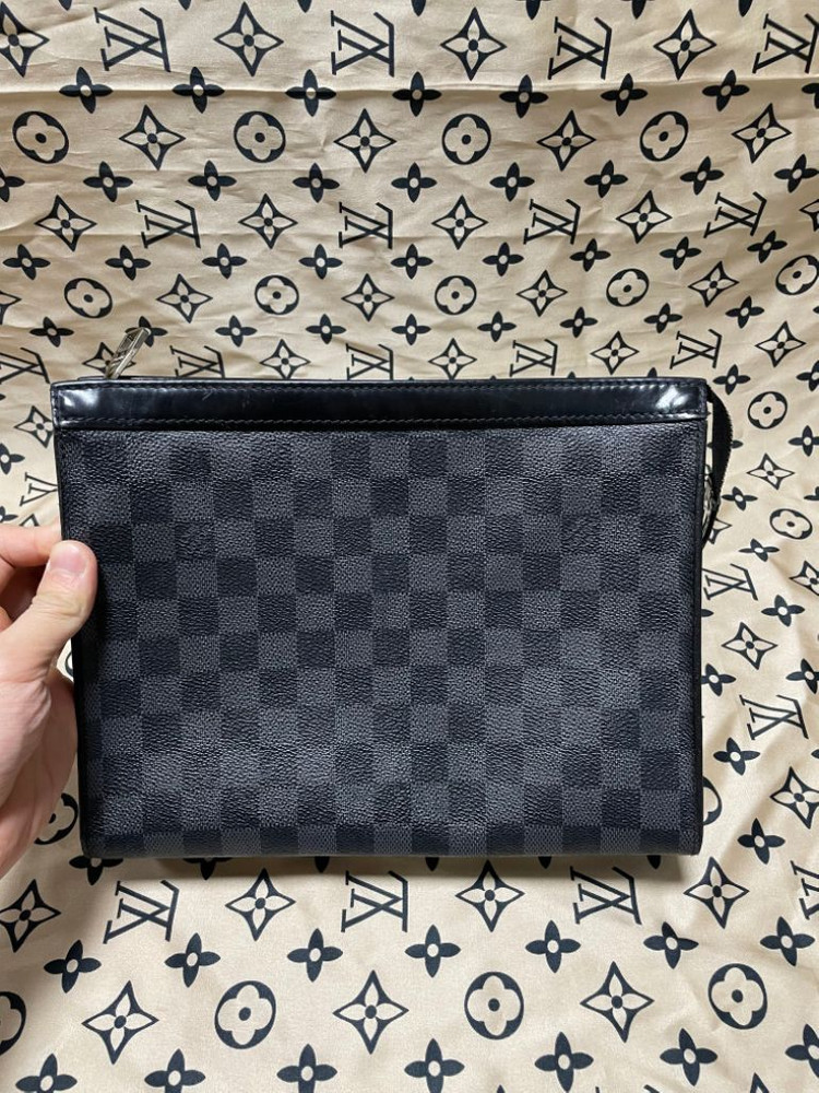 루이비통 다미에 포쉐트 보야주 클러치--1