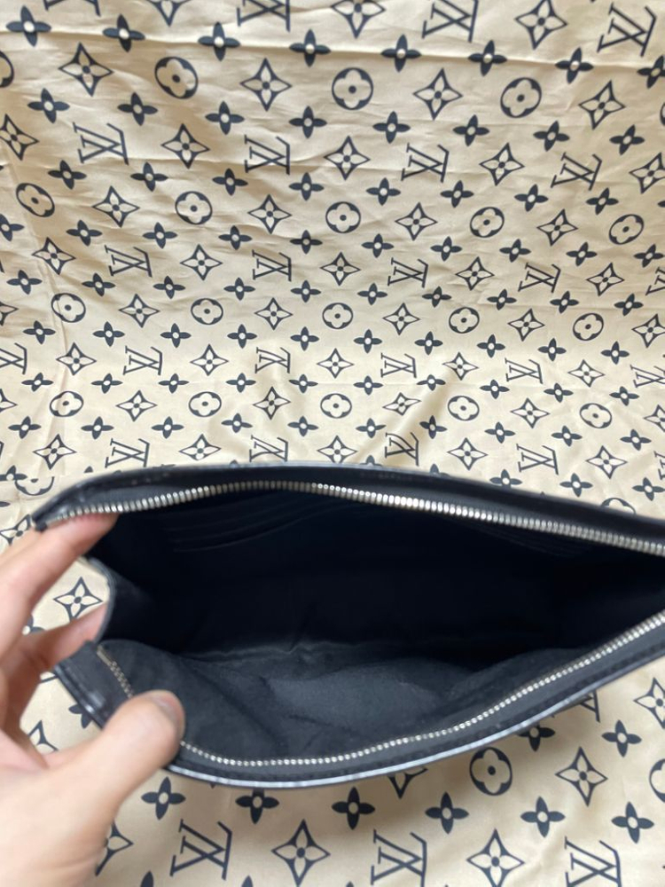 루이비통 다미에 포쉐트 보야주 클러치--9