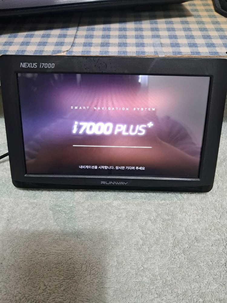 런어웨이 i7000 plus.네비게이션.아이나비2D지도--3