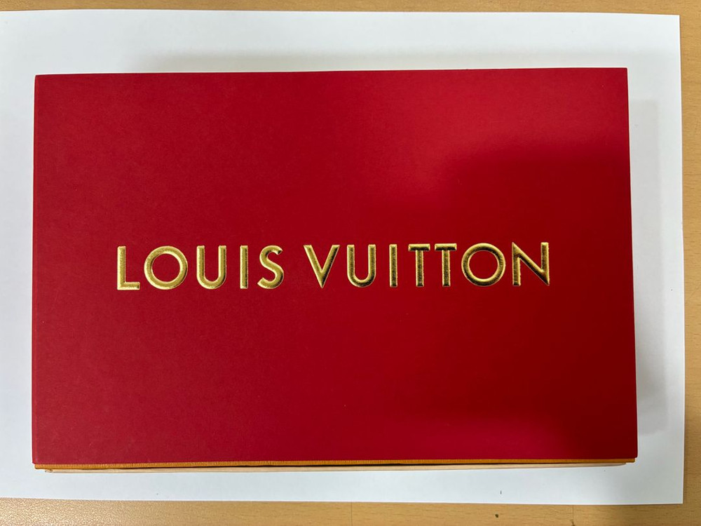 루이비통 아이폰 케이스 정품. 12/12pro 이미지