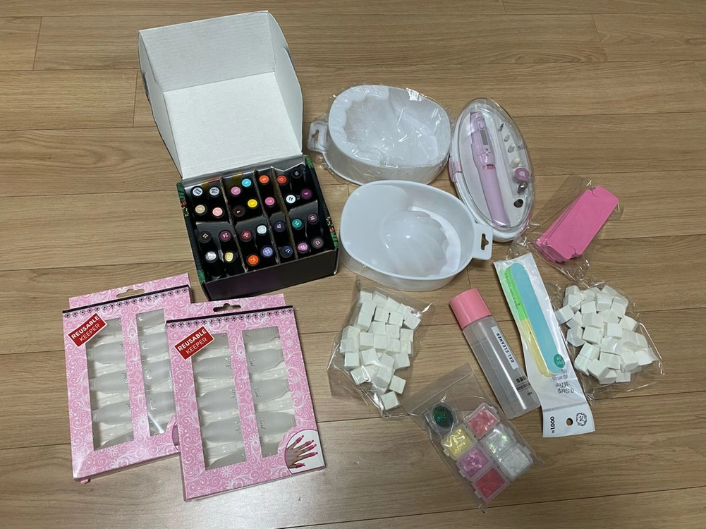젤네일용품 일괄 판매. (위드샨 Perfect Pro 젤 램프 포함) 이미지