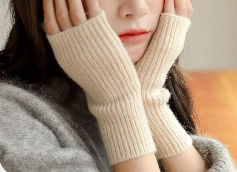 니트 손토시 100개이상 4만원 땡처리 가격포기 합니다--1