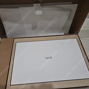 엘지 그램 15인치 노트북 팝니다. (99만) 울트라5 / 램 16g / 용량 256gb+1TB / 1.29kg