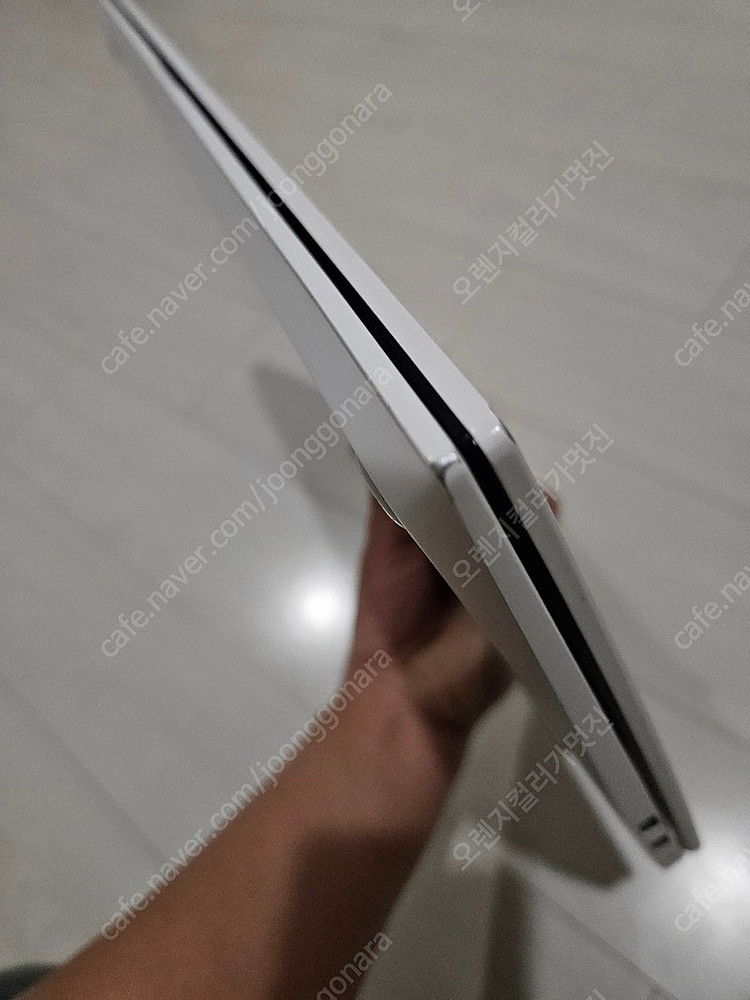 엘지 그램 15인치 노트북 팝니다. (99만) 울트라5 / 램 16g / 용량 256gb+1TB / 1.29kg--7