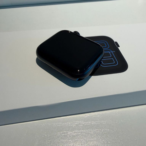 애플워치 미드나이트 se3 44mm 셀룰러 팝니다