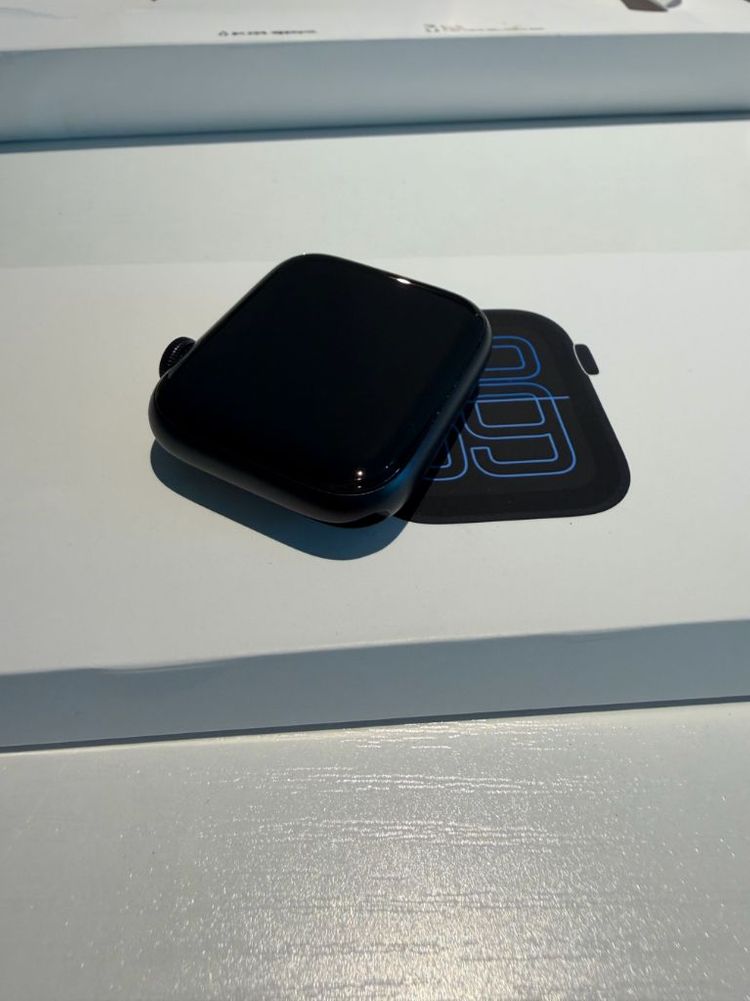 애플워치 미드나이트 se3 44mm 셀룰러 팝니다--1