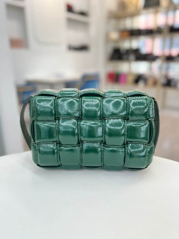 [중고명품 럭스올 울산점]보테가베네타 패디드 레더 카세트백 그린--2