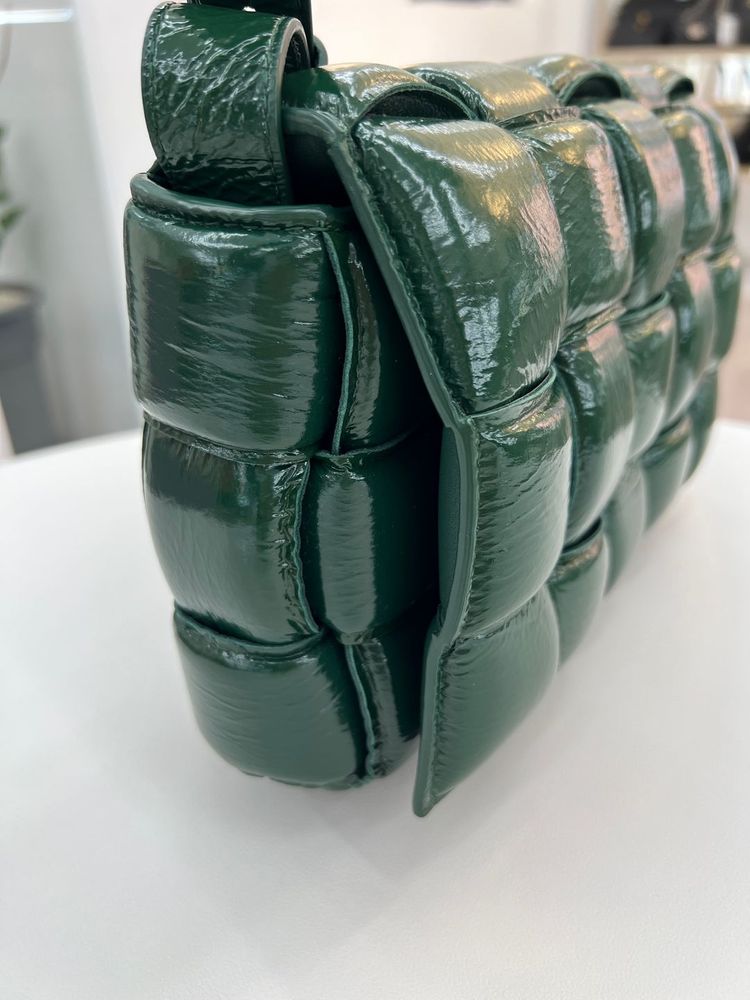 [중고명품 럭스올 울산점]보테가베네타 패디드 레더 카세트백 그린--8