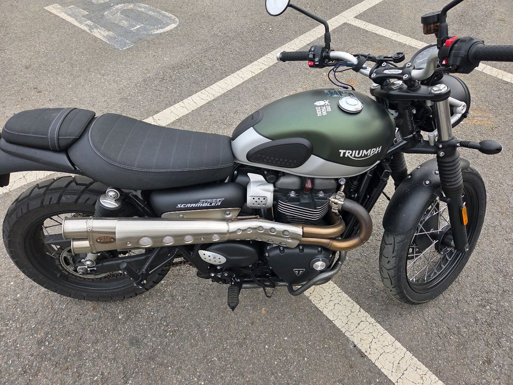 트라이엄프 스크램블러 900 이미지