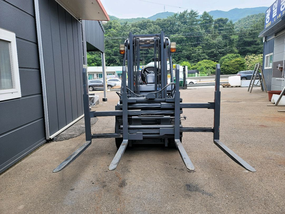 신차급 토요타 3톤 복합형 전동지게차--3