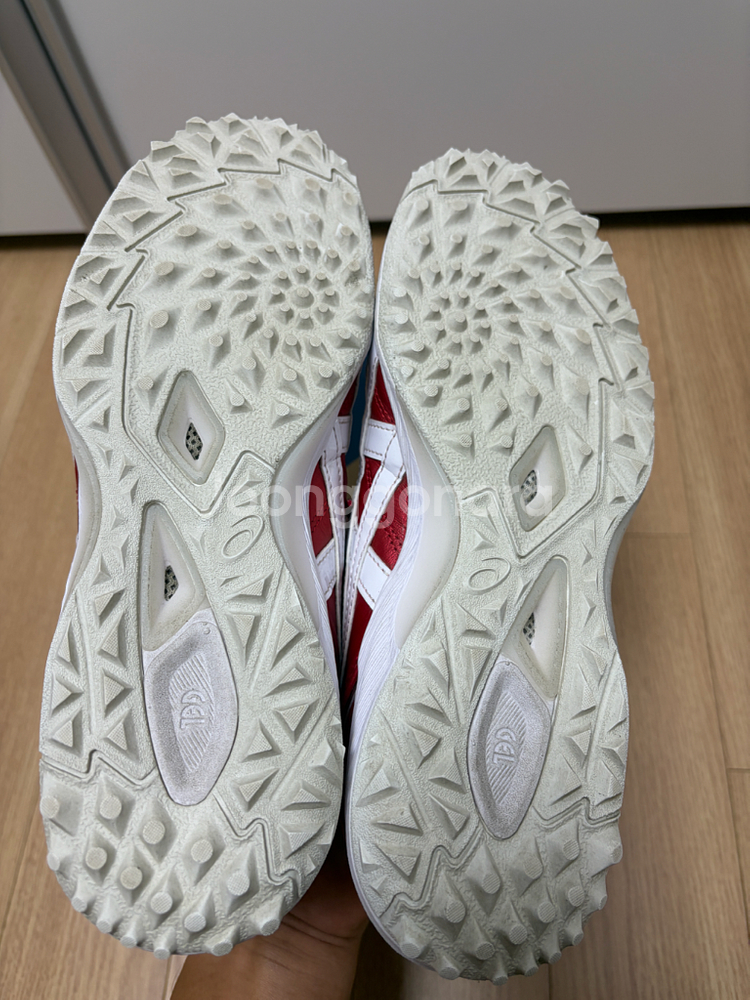 [245] 아식스c3 TF 빨/흰--8