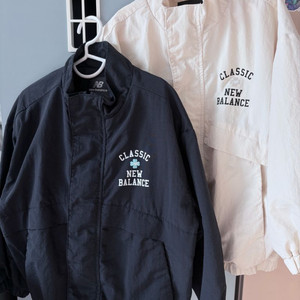 뉴발란스키즈 바람막이블루종 점퍼(120)일괄