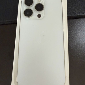 아이폰 14프로 실버(화이트) 1테라 자급제폰 이미지