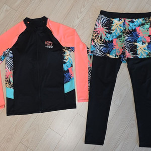 엘르 여아동 래쉬가드