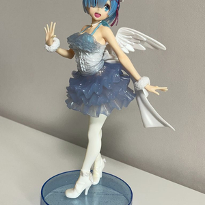 리제로 렘 천사 스페셜 컬러 피규어 판매합니다. 이미지