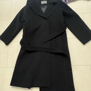 더실루엣 (현 sie) 블랙 코트