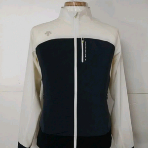 55)데상트 스포츠웨어 스판 경량 윈드러너 바람막이